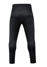 Brankářské tepláky sedí