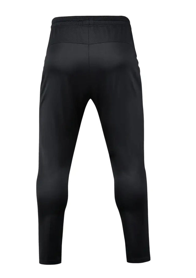 Brankářské tepláky sedí