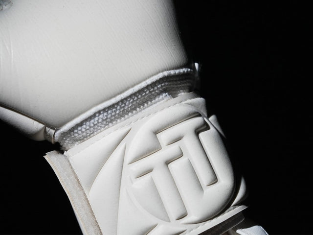 Latex White Senior NC